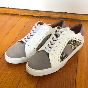 Steve Madden Sneakers